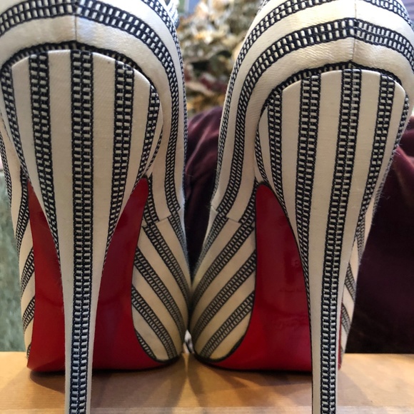 Louboutin Satin Black & White Peep Toe Pumo - Picture 4 of 8